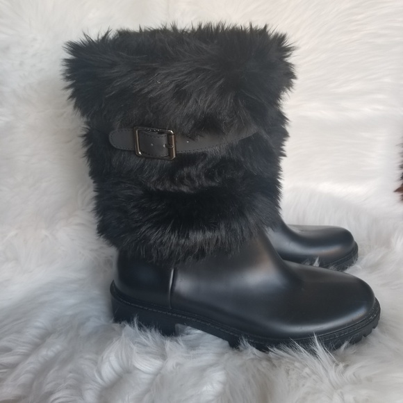 dkny snow boots